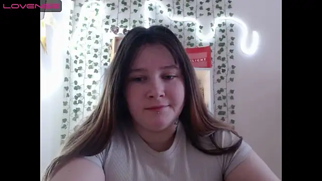 Light Luna online show from January 2025 03:28:02 AM