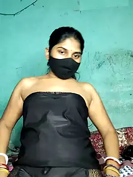 Snapshot of Luv_Adite20 chatting on February 2025 08:38:02 PM Luv Adite20 online show from February 2025 08:38:02 PM