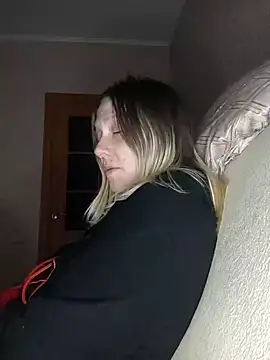 Snapshot of LeraSweet chatting on December 2024 08:47:01 PM LeraSweet online show from December 2024 08:47:01 PM