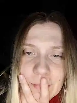 Snapshot of LeraSweet chatting on December 2024 07:43:01 PM LeraSweet online show from December 2024 07:43:01 PM