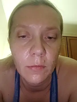 Snapshot of LeraSweet chatting on September 2025 07:15:01 PM LeraSweet online show from September 2025 07:15:01 PM