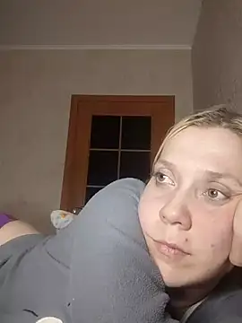 Snapshot of LeraSweet chatting on October 2025 08:06:02 PM LeraSweet online show from October 2025 08:06:02 PM