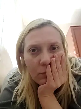 Snapshot of LeraSweet chatting on October 2025 07:12:01 PM LeraSweet online show from October 2025 07:12:01 PM