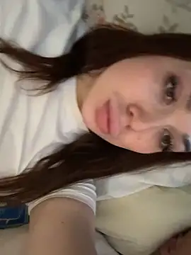 Snapshot of chups_girl chatting on July 2026 03:32:01 PM chups girl online show from July 2026 03:32:01 PM