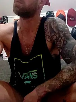 Snapshot of eltoulou chatting on February 2025 02:06:02 AM eltoulou online show from February 2025 02:06:02 AM