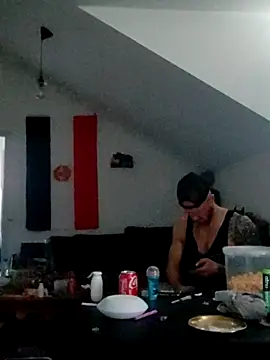 Snapshot of eltoulou chatting on February 2025 04:00:02 PM eltoulou online show from February 2025 04:00:02 PM