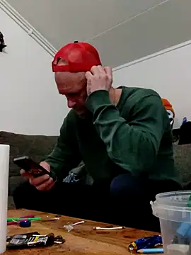 Snapshot of eltoulou chatting on February 2025 07:09:01 PM eltoulou online show from February 2025 07:09:01 PM