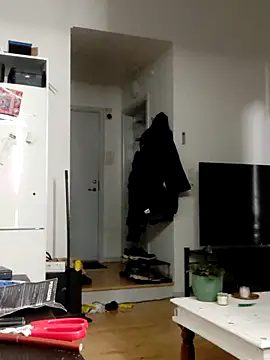 Snapshot of eltoulou chatting on March 2025 02:32:01 PM eltoulou online show from March 2025 02:32:01 PM