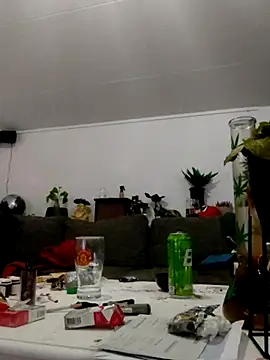 Snapshot of eltoulou chatting on March 2025 10:20:01 PM eltoulou online show from March 2025 10:20:01 PM