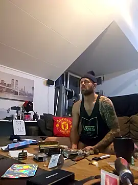 eltoulou online show from January 2026 04:11:01 PM