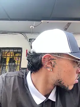 Snapshot of Alex_Teau chatting on March 2025 09:17:02 AM Alex Teau online show from March 2025 09:17:02 AM