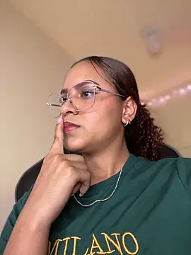 Snapshot of gretta_kler1 chatting on December 2024 12:41:01 AM gretta kler1 online show from December 2024 12:41:01 AM