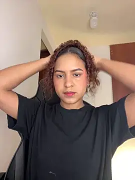 Snapshot of gretta_kler1 chatting on February 2025 01:27:01 PM gretta kler1 online show from February 2025 01:27:01 PM