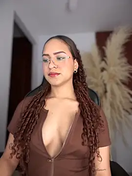 Snapshot of gretta_kler1 chatting on November 2025 10:15:01 PM gretta kler1 online show from November 2025 10:15:01 PM