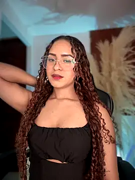 Snapshot of gretta_kler1 chatting on December 2025 09:46:02 PM gretta kler1 online show from December 2025 09:46:02 PM