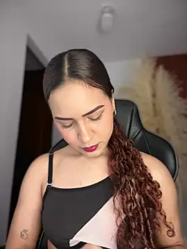 gretta kler1 online show from February 2026 09:08:01 PM