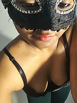 Snapshot of FANTASY_QUEEN_07 chatting on July 2026 02:27:02 AM FANTASY QUEEN 07 online show from July 2026 02:27:02 AM