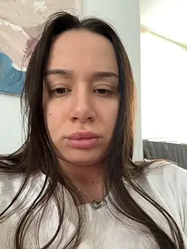 deliaroyal online show from February 2026 12:31:01 PM