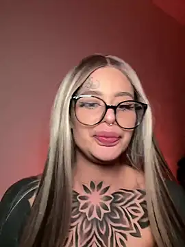 Snapshot of bambixboo chatting on January 2025 12:38:02 AM bambixboo online show from January 2025 12:38:02 AM