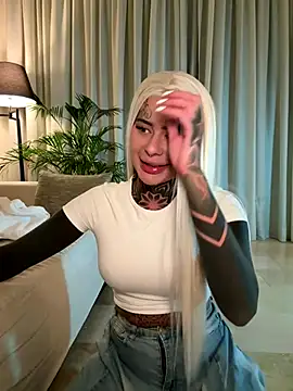 Snapshot of bambixboo chatting on November 2025 10:42:02 PM bambixboo online show from November 2025 10:42:02 PM