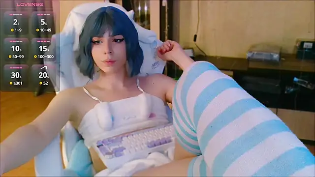 Snapshot of FemAlexa_ chatting on December 2024 06:30:02 PM FemAlexa online show from December 2024 06:30:02 PM