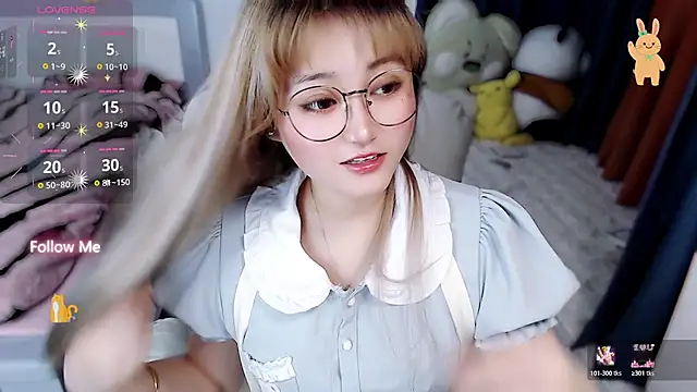 Snapshot of Sweet-18wanwan chatting on October 2025 03:14:02 PM Sweet-18wanwan online show from October 2025 03:14:02 PM