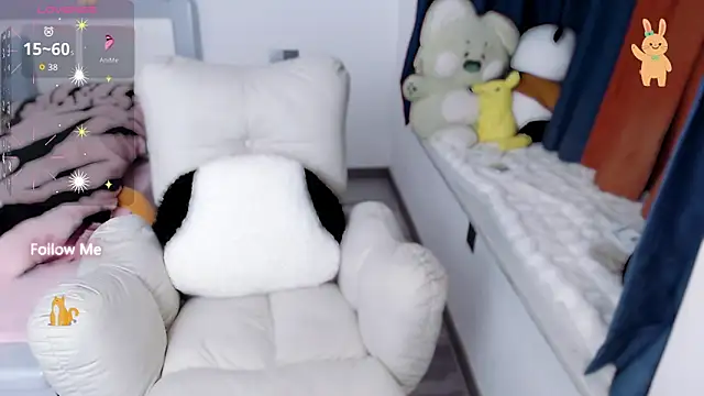 Snapshot of Sweet-18wanwan chatting on October 2025 05:04:01 PM Sweet-18wanwan online show from October 2025 05:04:01 PM