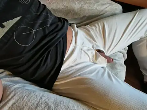 Snapshot of lujoka chatting on October 2025 01:46:02 AM lujoka online show from October 2025 01:46:02 AM