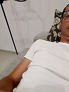 Snapshot of Anastasio33 chatting on September 2025 10:34:02 PM Anastasio33 online show from September 2025 10:34:02 PM