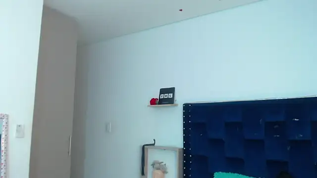 SaraApril 1 online show from February 2025 05:53:01 AM