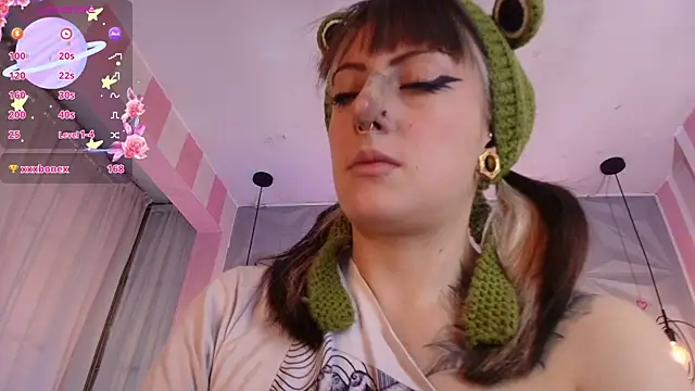 Snapshot of Candy_morgan412 chatting on October 2025 12:13:02 PM Candy morgan412 online show from October 2025 12:13:02 PM