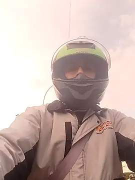 Rejy1992 online show from November 2025 10:30:01 PM