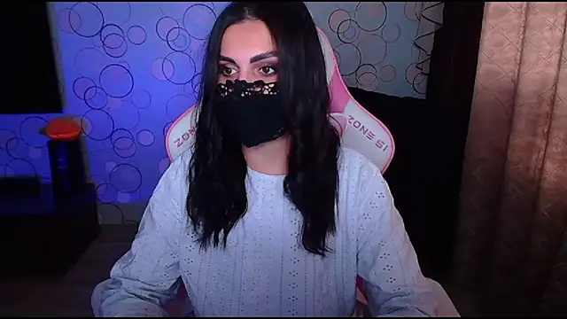 Snapshot of __Yasmina__ chatting on October 2025 04:02:01 AM Yasmina online show from October 2025 04:02:01 AM