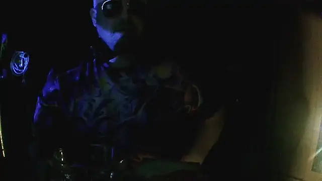 Snapshot of perversalus chatting on December 2025 08:13:01 PM perversalus online show from December 2025 08:13:01 PM