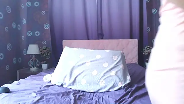 Snapshot of SquirtyAlice chatting on June 2026 10:58:01 AM SquirtyAlice online show from June 2026 10:58:01 AM