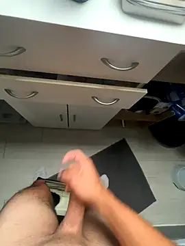 Snapshot of Mecchaud06 chatting on October 2025 02:14:01 PM Mecchaud06 online show from October 2025 02:14:01 PM