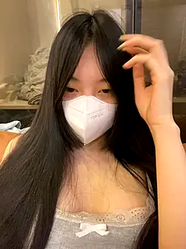 Snapshot of MEOW_MEO chatting on December 2025 04:45:02 PM MEOW MEO online show from December 2025 04:45:02 PM