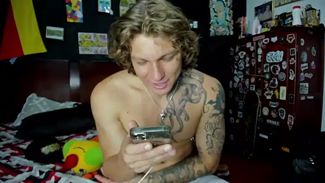 Tom Krakow online show from November 2025 09:11:01 PM