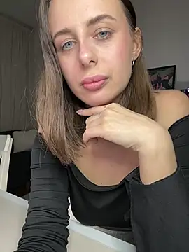 Hii Lolla online show from February 2025 07:02:02 PM