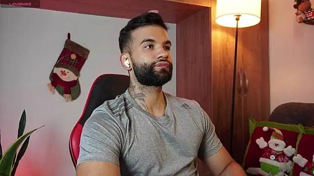 MarkHazze online show from November 2025 11:30:01 PM