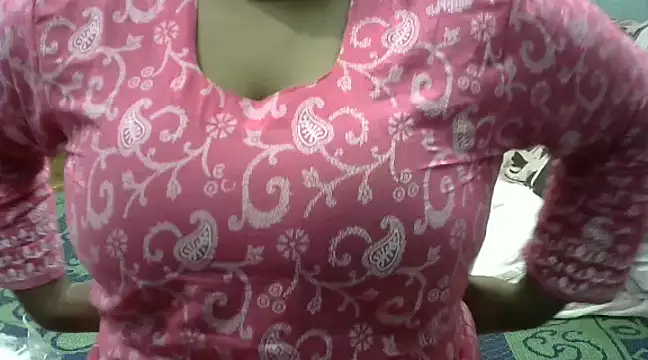 Snapshot of cutegirl_1212 chatting on January 2025 02:19:01 PM cutegirl 1212 online show from January 2025 02:19:01 PM