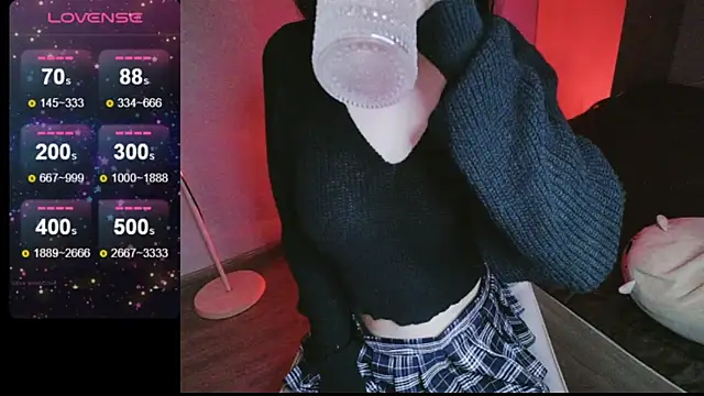  Viviann  online show from March 2025 04:25:01 PM