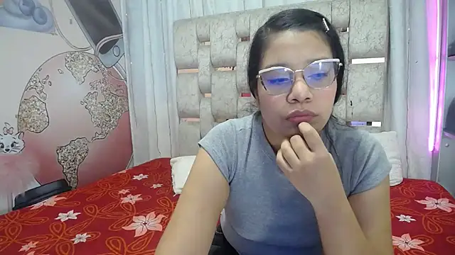 KEYRA-MILLER- online show from November 2025 02:47:02 AM