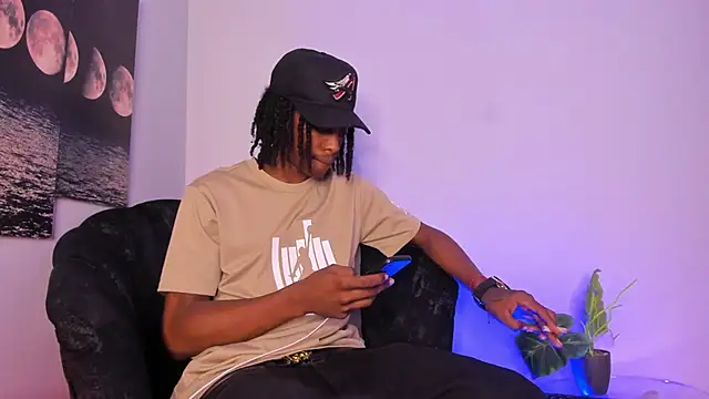 BRYXXXON1 online show from September 2025 04:56:01 PM