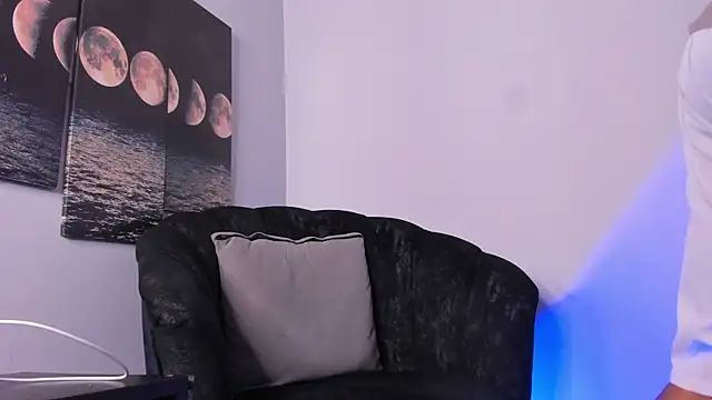 BRYXXXON1 online show from October 2025 02:35:02 PM