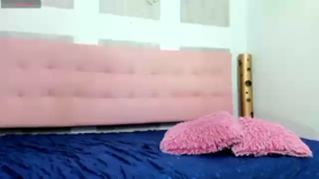 Snapshot of Cloeandtyfanny chatting on November 2025 08:20:02 PM Cloeandtyfanny online show from November 2025 08:20:02 PM