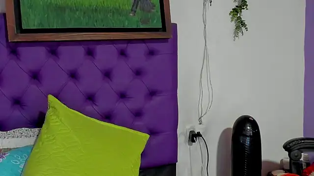 Cloeandtyfanny online show from July 2026 05:08:02 PM