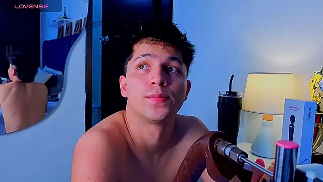 Issac james  online show from April 2026 04:05:02 AM