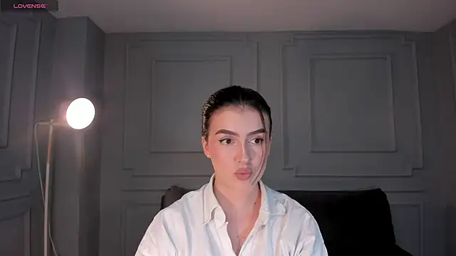 PaulinaSantos  online show from January 2026 07:59:01 PM