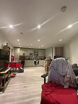 LondonTeffy online show from March 2026 10:05:02 PM